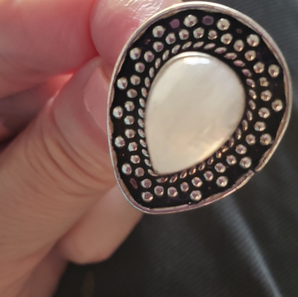 NWOT, Moonstone & Silver Handmade Ring Sz 8, Very Artistic Silver Work, Teardrop - Picture 2 of 7